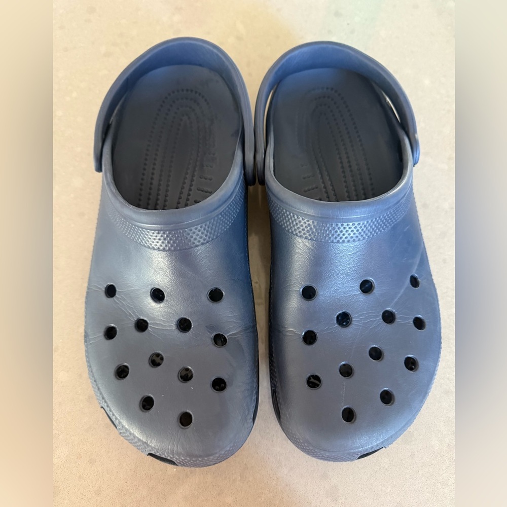 CROCS Classic Clog Dark Casual Men’s Size 12 - Picture 2 of 8